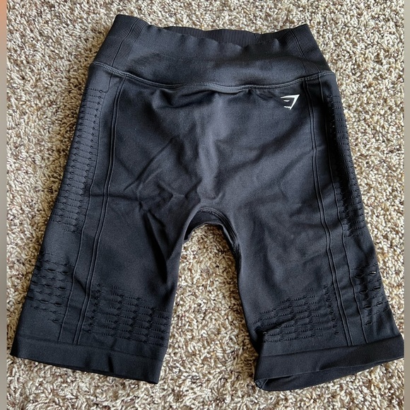 Gymshark Glow Seamless Bike Short - Picture 2 of 3